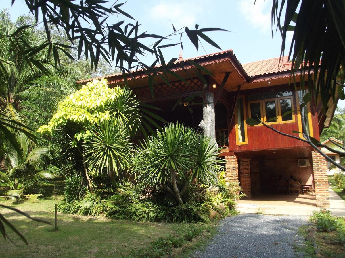 Baan Suan Farmstay Koh Lanta Exterior photo